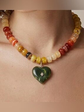 Beautiful huge Anthropologie Natural colored Bead Green heart necklace